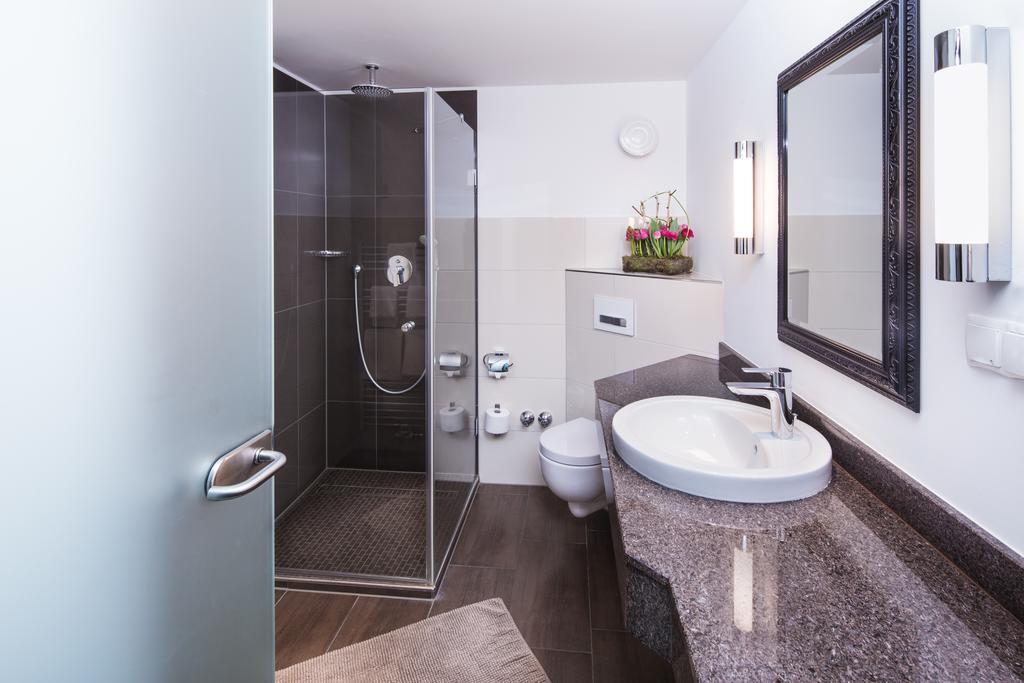 דיסבורג Hotel Plaza מראה חיצוני תמונה
