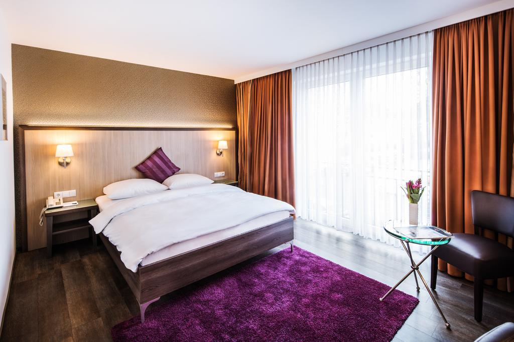 דיסבורג Hotel Plaza מראה חיצוני תמונה