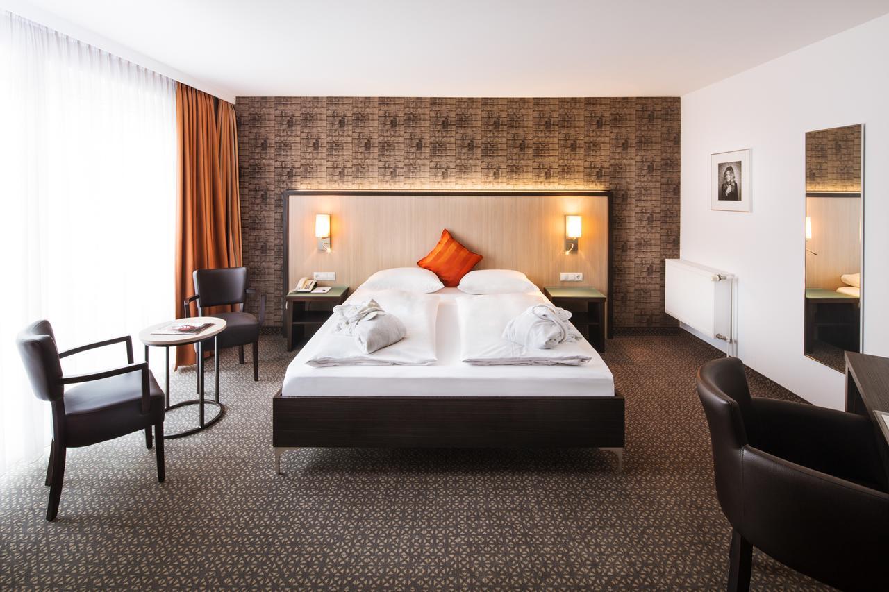 דיסבורג Hotel Plaza מראה חיצוני תמונה